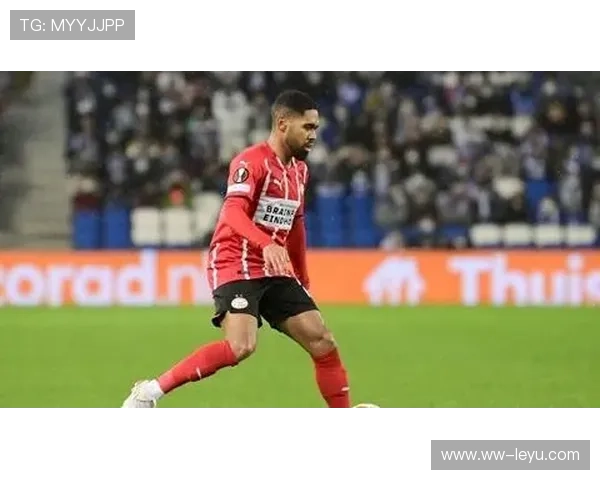 埃因霍温锁定荷甲边路最佳突破者——你不可错过的足球奇迹